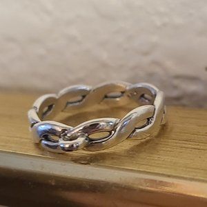 Retired James Avery Braided Ring Size 5